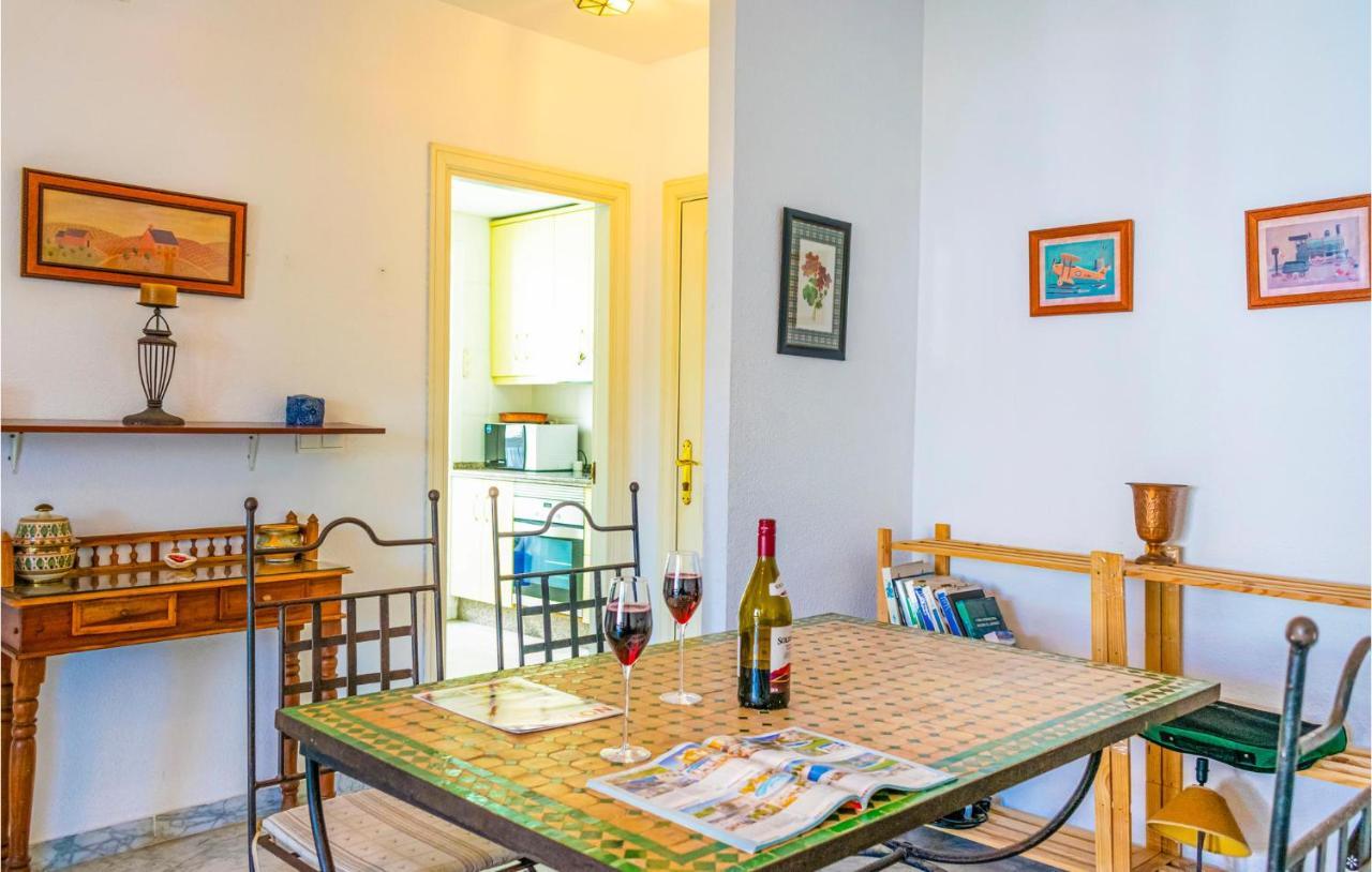 Lovely Apartment In Marbella With Kitchenette Kültér fotó