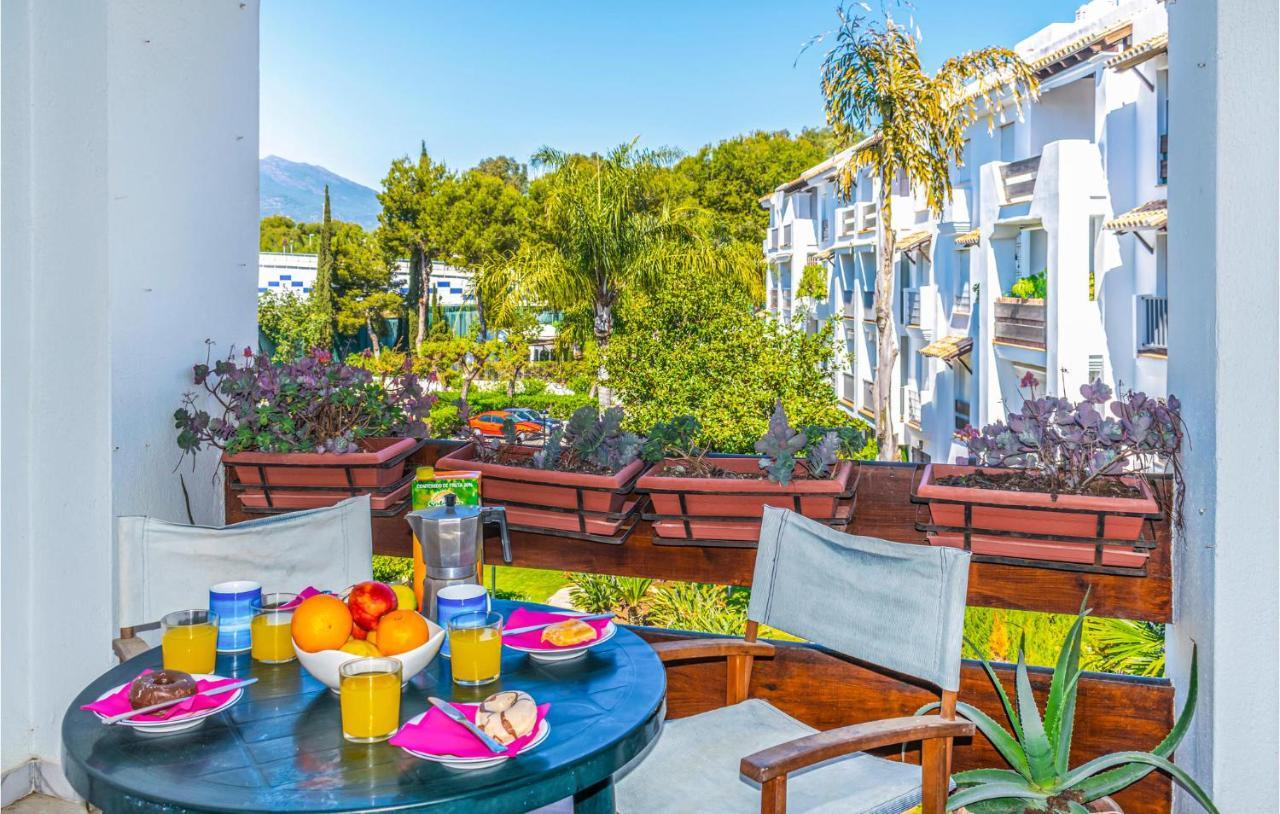 Lovely Apartment In Marbella With Kitchenette Kültér fotó