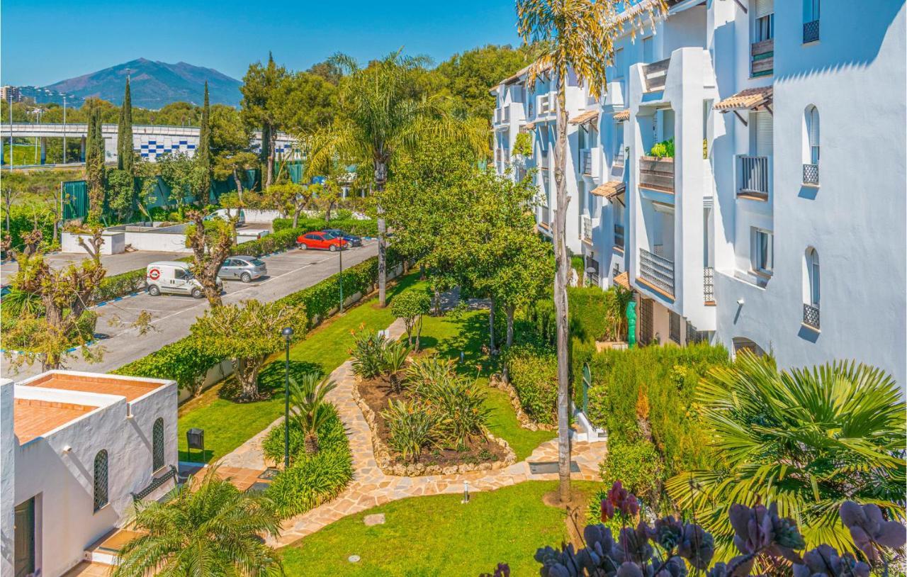 Lovely Apartment In Marbella With Kitchenette Kültér fotó